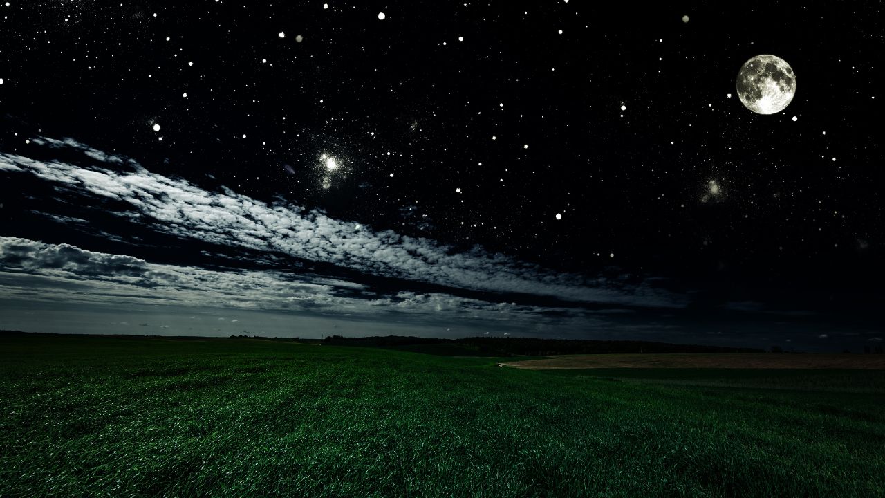 Chitra Full Moon