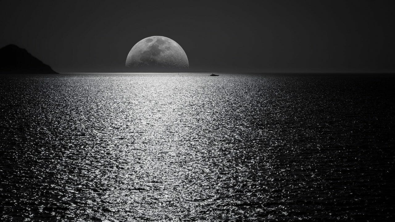Fancy Full Moon